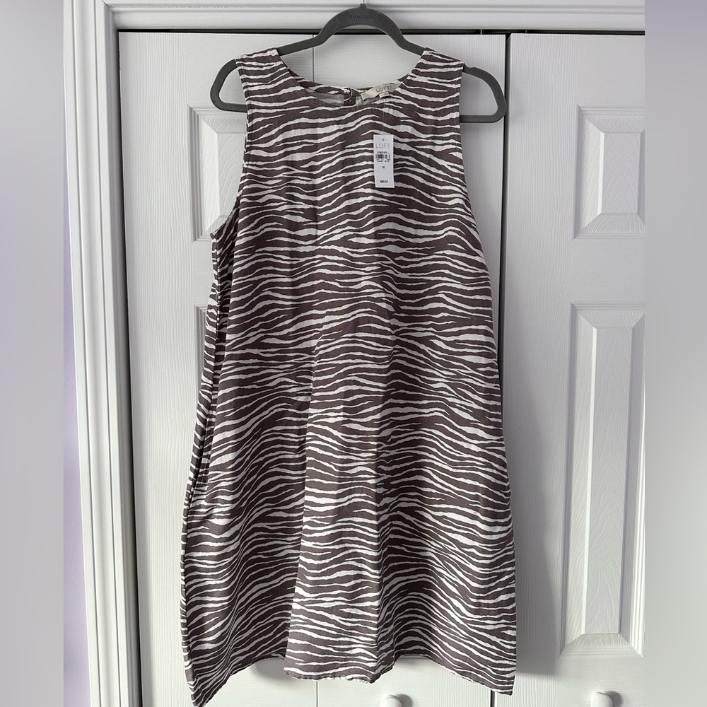 Loft zebra dress
Linen
16
NWT